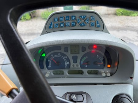 2008 New Holland T6080 - photo 17
