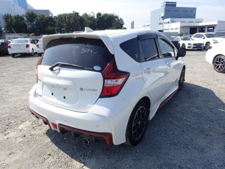 2018 Nissan Note - photo 4