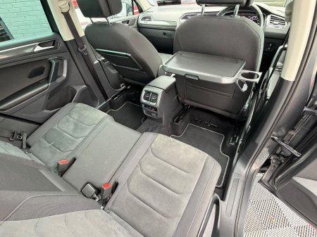 2017 Volkswagen Tiguan - photo 24
