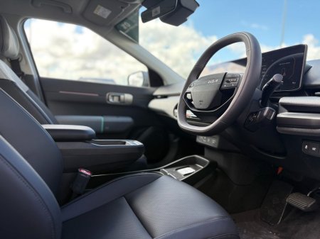 2026 Kia EV4 - photo 8