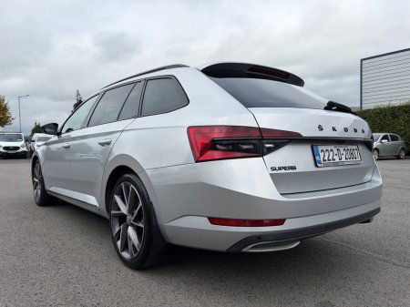 2022 Skoda Superb - photo 3
