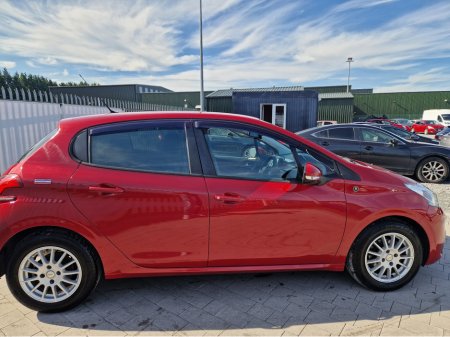 2014 Peugeot 208 - photo 12