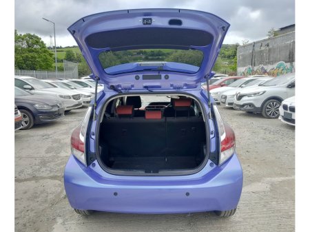 2016 Toyota Aqua - photo 7