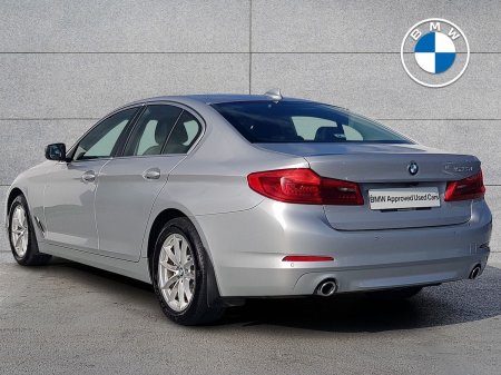 2020 BMW 5-Series - photo 2
