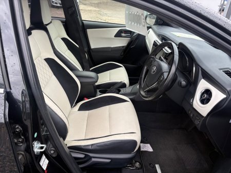 2017 Toyota Auris - photo 11