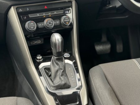 2021 Volkswagen T-Roc - photo 46