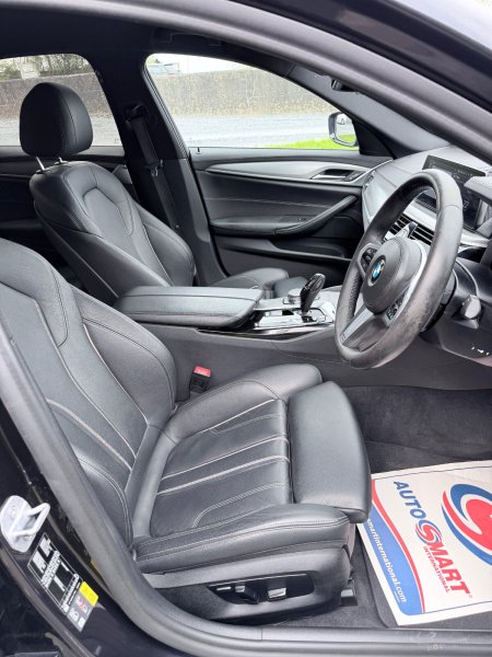 2019 BMW 5-Series - photo 7