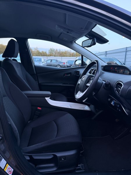2017 Toyota Prius - photo 26