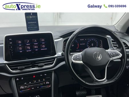 2023 Volkswagen T-Roc - photo 26