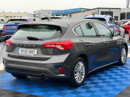 2019 Ford Focus - photo 8