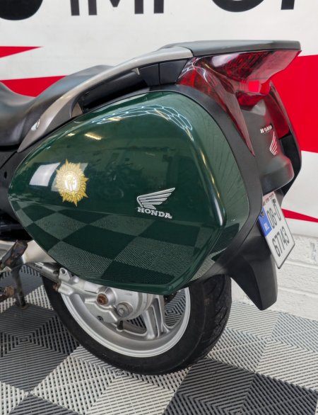 2008 Honda Deauville - photo 19