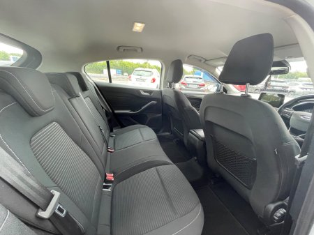 2020 Ford Focus - photo 11