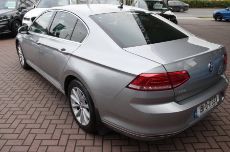 2019 Volkswagen Passat - photo 6