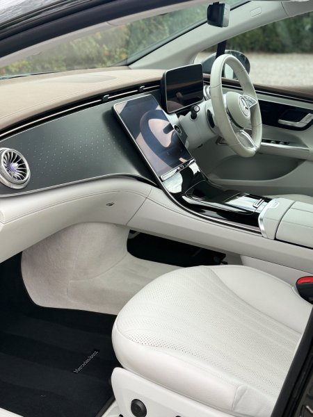 2023 Mercedes-Benz EQE - photo 29