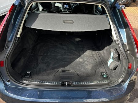 2022 Volvo V90 - photo 15