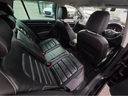 2020 Volkswagen Golf - photo 7