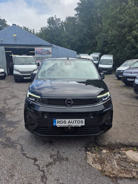 2025 Opel Combo - photo 2