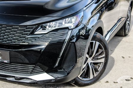 2022 Peugeot 5008 - photo 2