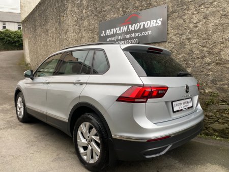 2021 Volkswagen Tiguan - photo 7