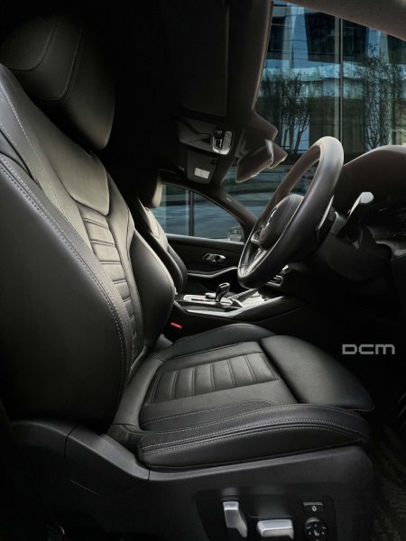 2021 BMW 3-Series - photo 11