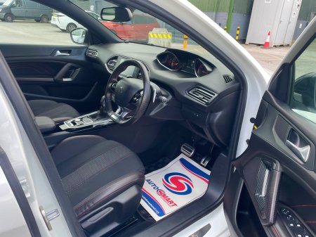 2018 Peugeot 308 - photo 13