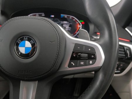 2024 BMW 5-Series - photo 18