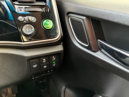 2018 Honda Grace - photo 16