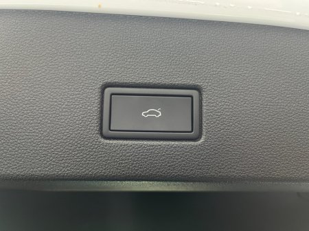2023 Volkswagen T-Roc - photo 8