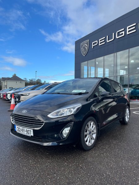 2021 Ford Fiesta - photo 2