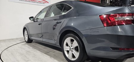 2018 Skoda Superb - photo 9