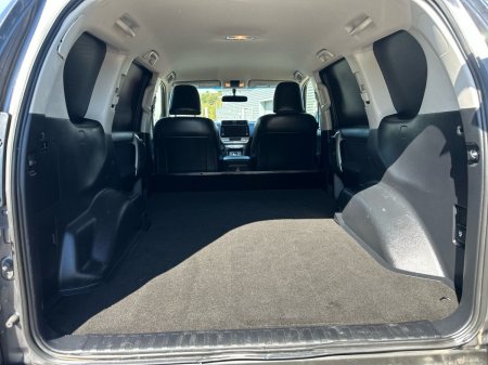 2022 Toyota Land Cruiser - photo 12