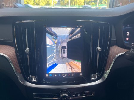 2025 Volvo V60 - photo 10