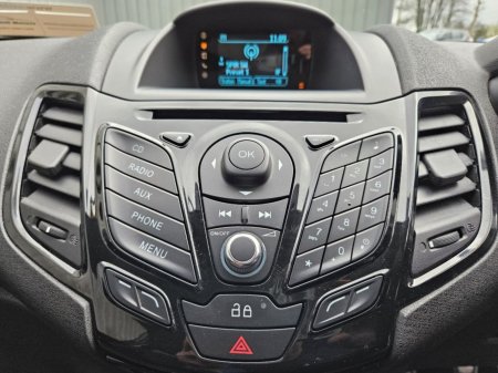 2014 Ford Fiesta - photo 15