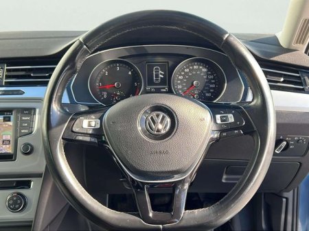 2017 Volkswagen Passat - photo 6
