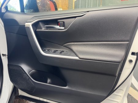 2021 Toyota RAV4 - photo 16