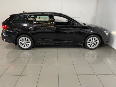 2022 Skoda Octavia - photo 7