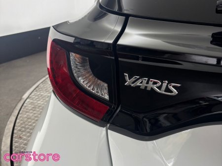 2023 Toyota Yaris - photo 16