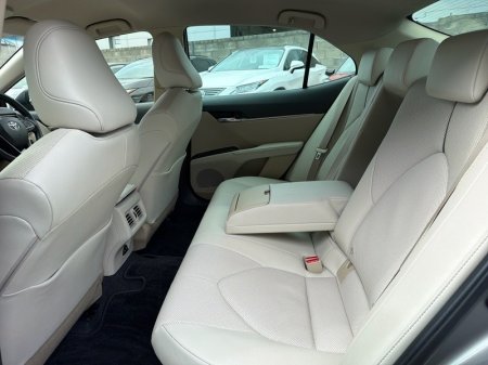 2023 Toyota Camry - photo 7