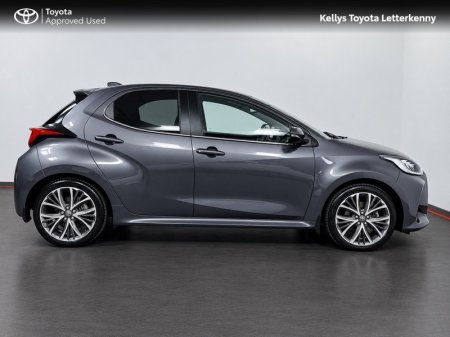 2023 Toyota Yaris - photo 3