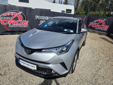 2017 Toyota C-HR - photo 2