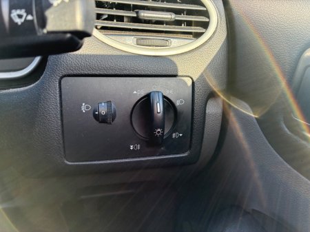 2011 Ford Focus - photo 17