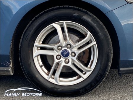 2019 Ford Focus - photo 11