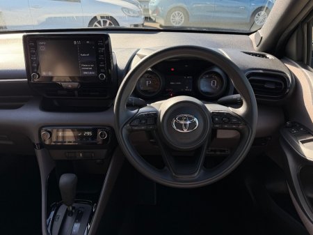 2020 Toyota Yaris - photo 19