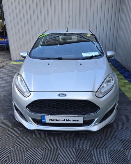 2017 Ford Fiesta - photo 8