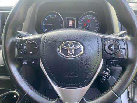 2017 Toyota RAV4 - photo 17