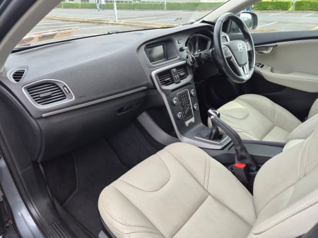 2016 Volvo V40 - photo 16