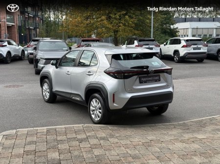 2024 Toyota Yaris Cross - photo 18