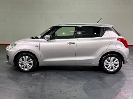 2022 Suzuki Swift - photo 6