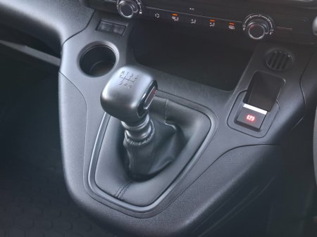 2022 Peugeot Partner - photo 10