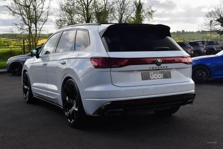2024 Volkswagen Touareg - photo 7